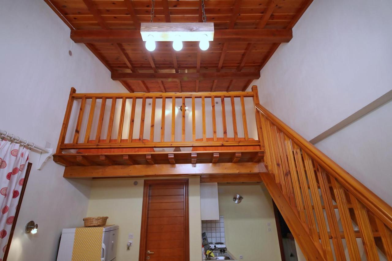Koromilia Villa นิโอไกลมา ภายนอก รูปภาพ